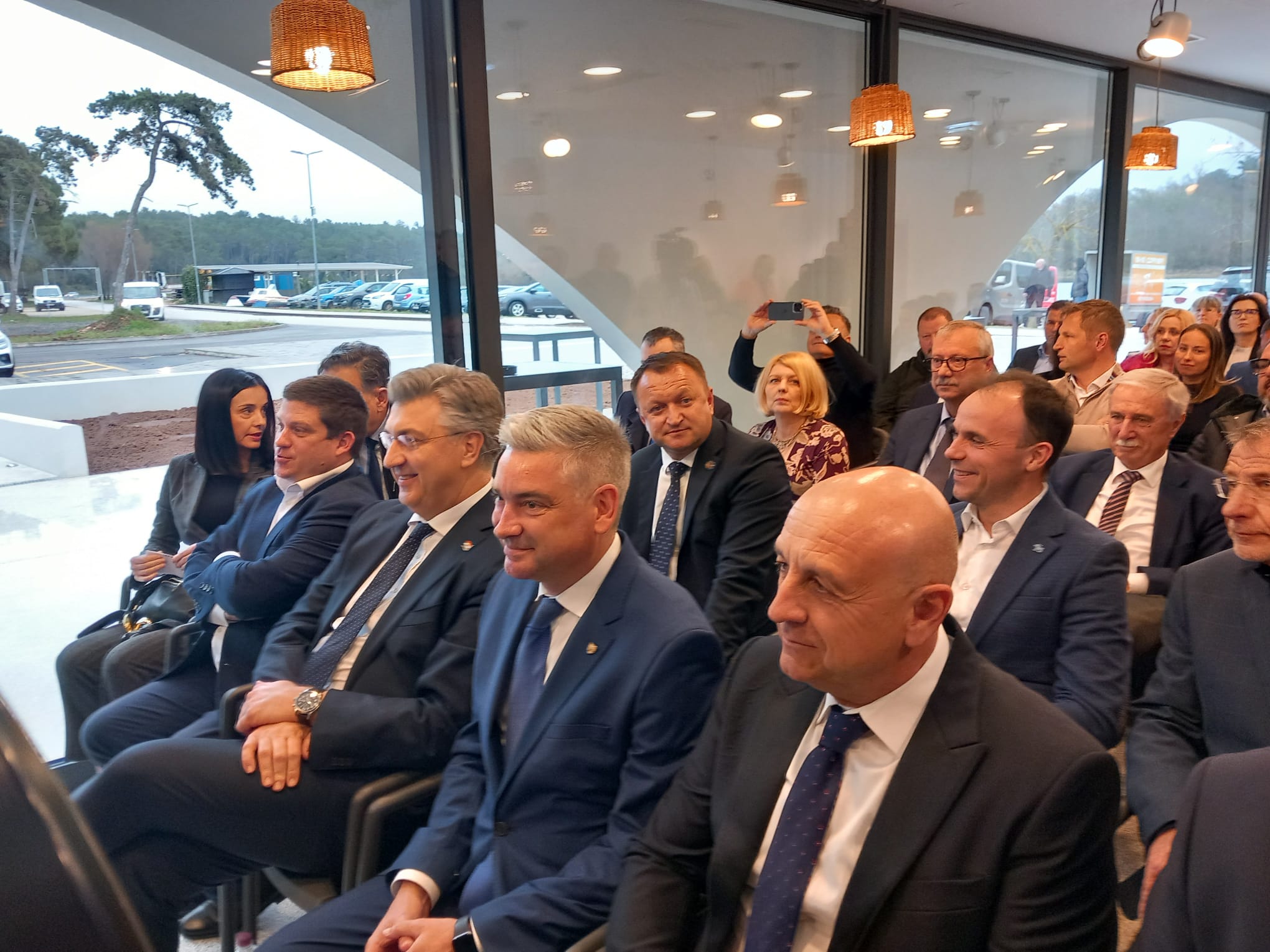 PREMIJER U OPĆINI TAR-VABRIGA Svečano se otvorila luka za javni promet Santa Marina